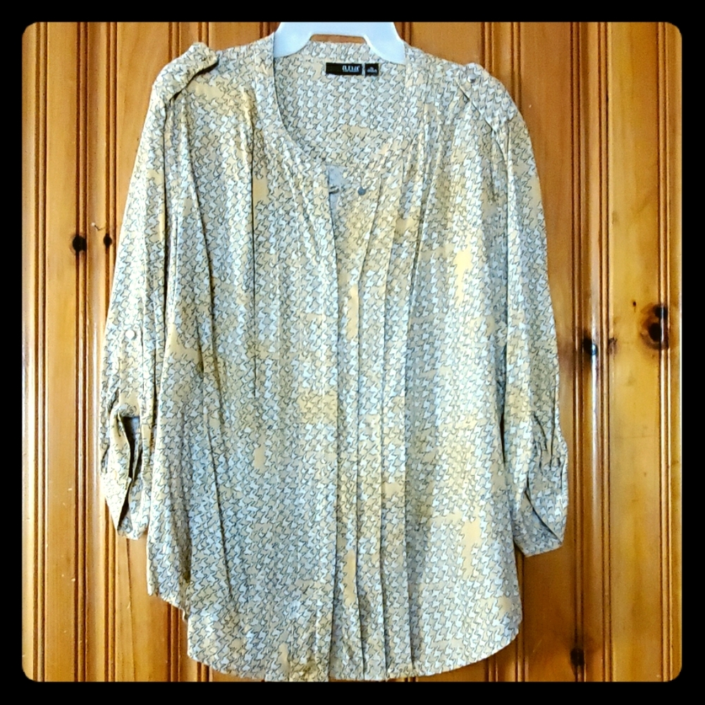 Blouse - Picture 1 of 1